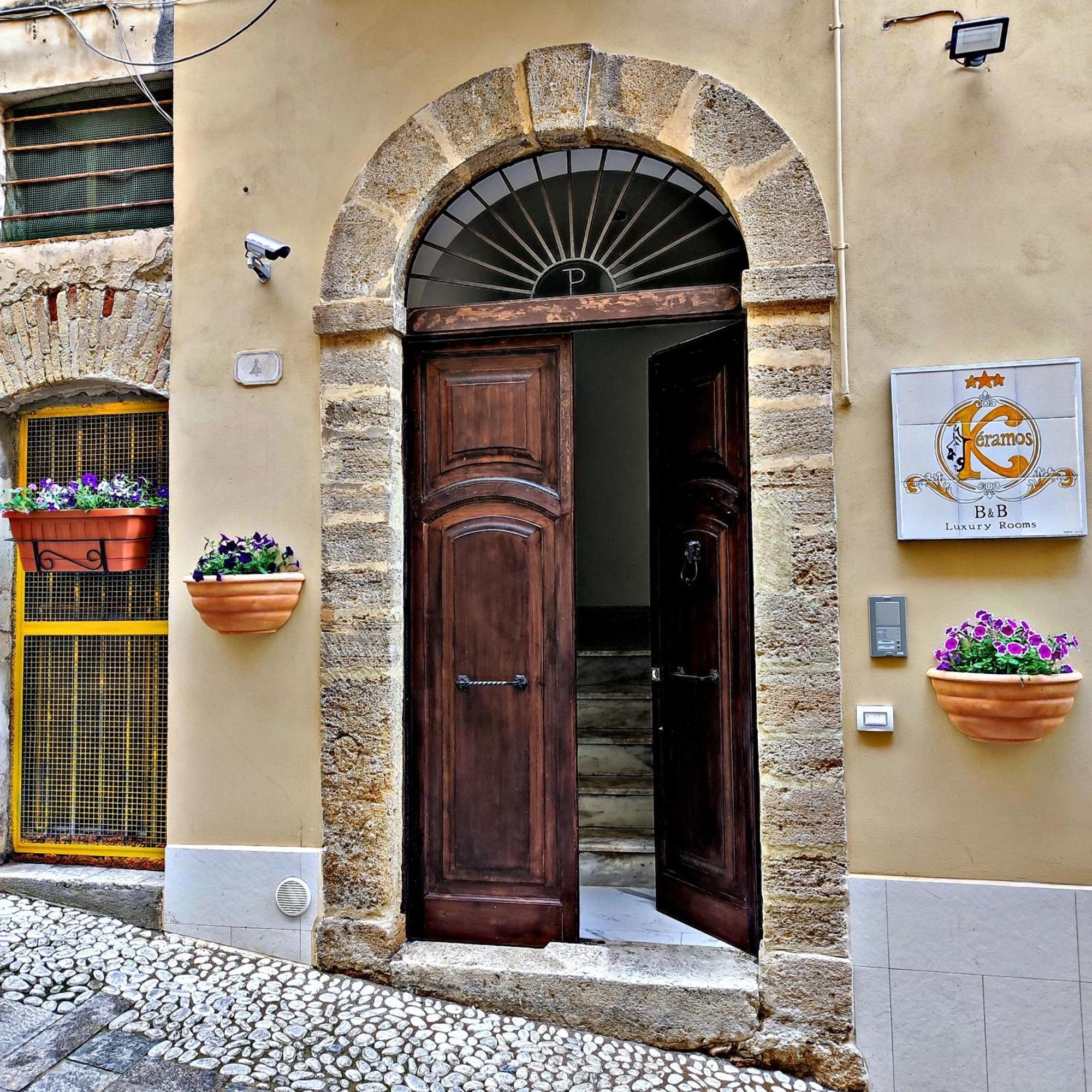 Keramos Luxury Rooms Sciacca Bagian luar foto