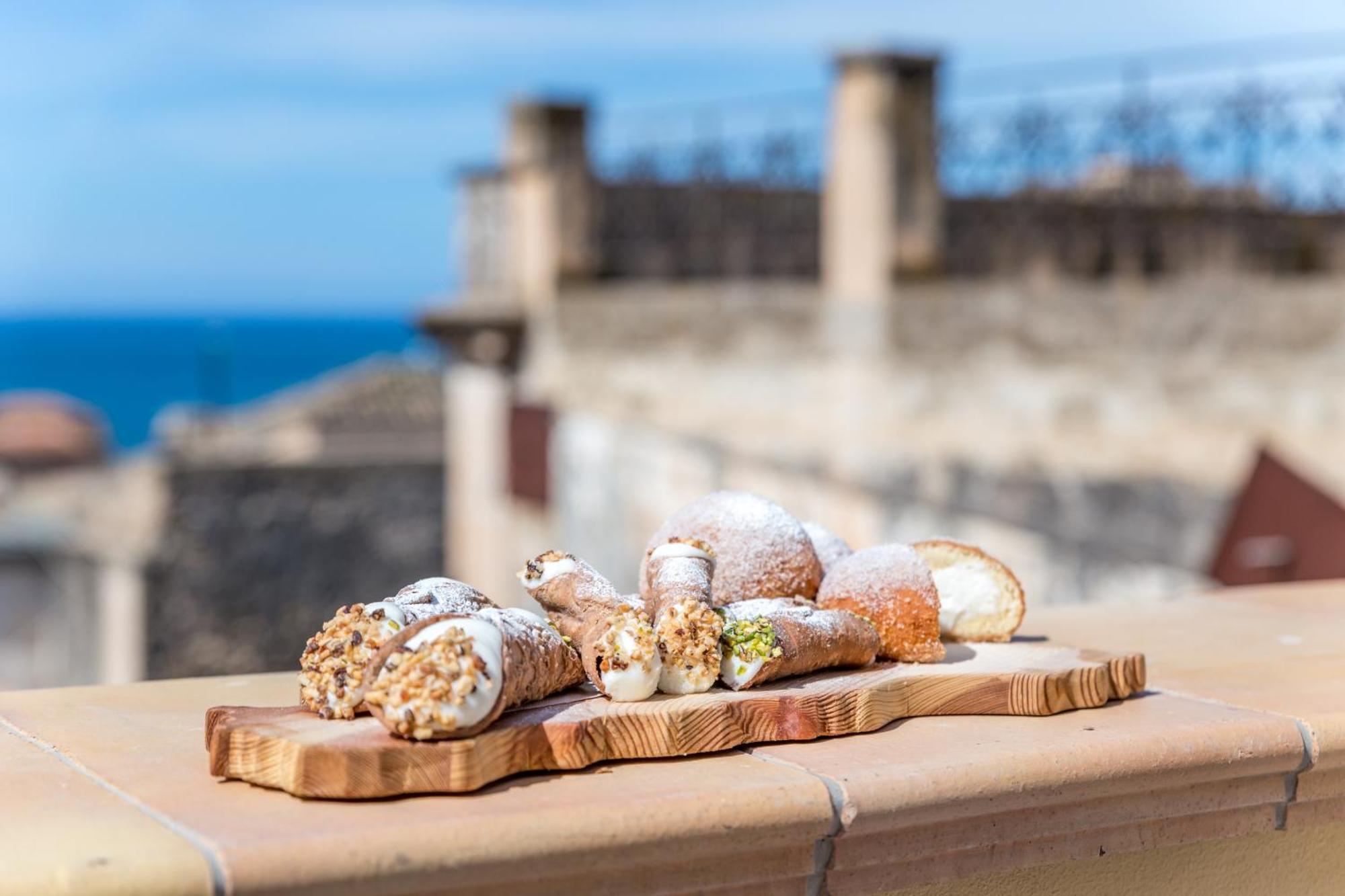 Keramos Luxury Rooms Sciacca Bagian luar foto
