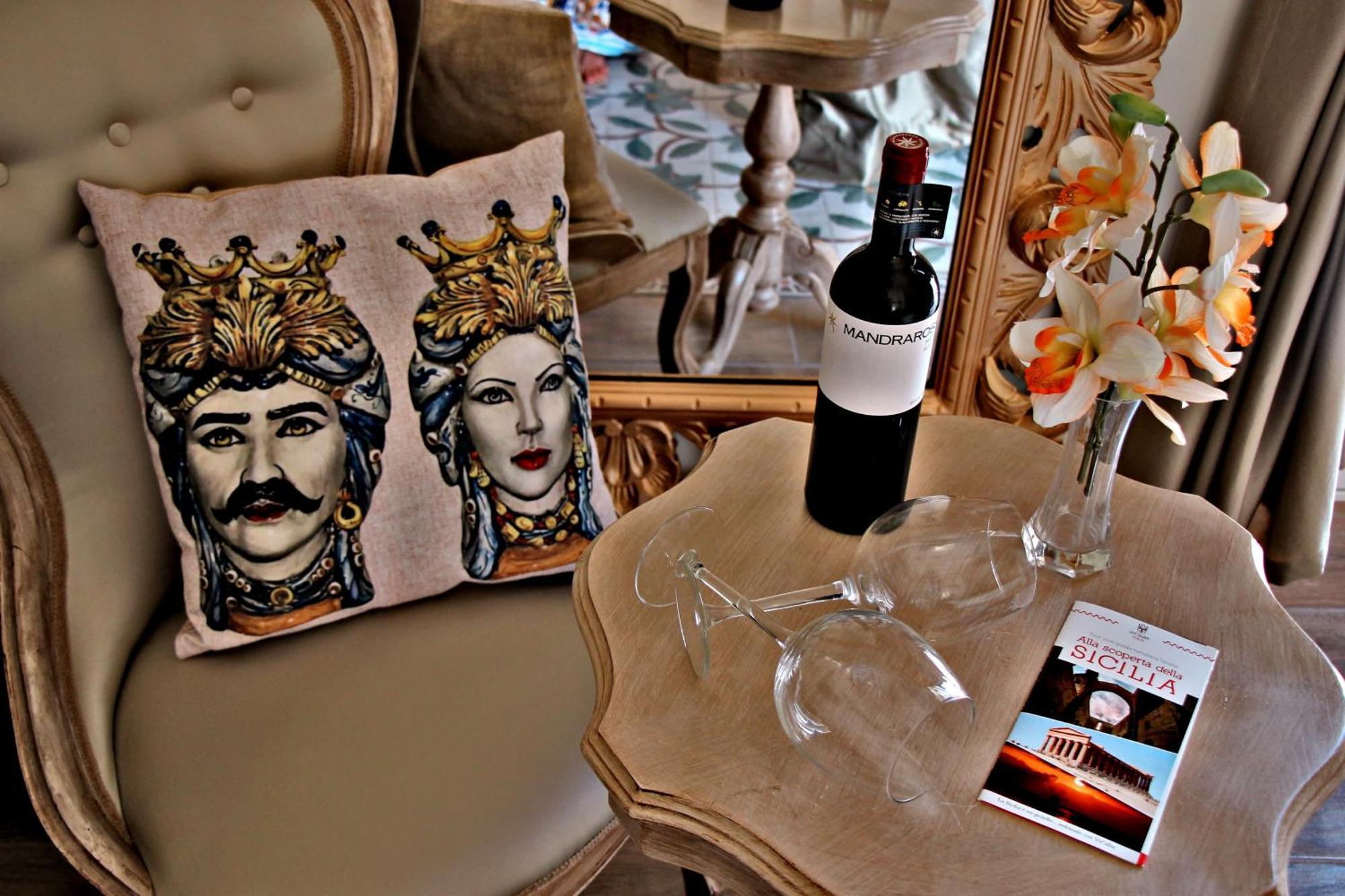Keramos Luxury Rooms Sciacca Bagian luar foto